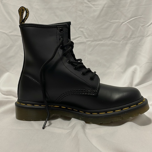 1460 Smooth Leather Dr. Martens Boots (NEW) - Picture 3 of 9